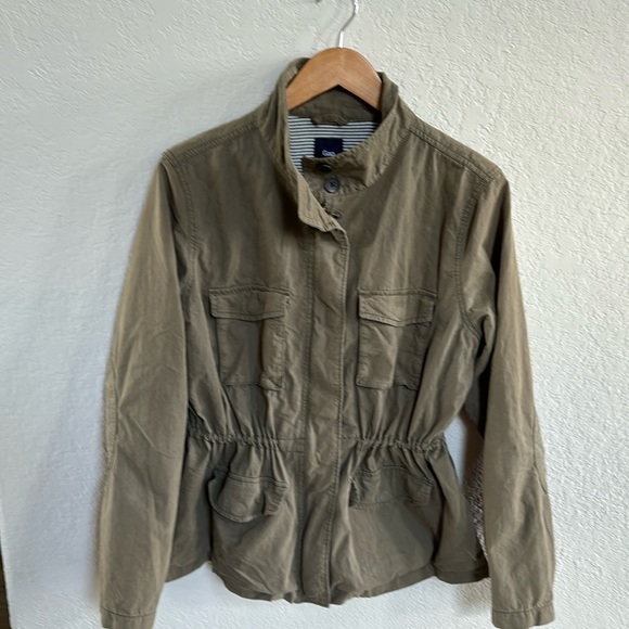 Gap Utility Cargo Jacket - Picture 2 of 7